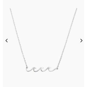 Puravida wave necklace